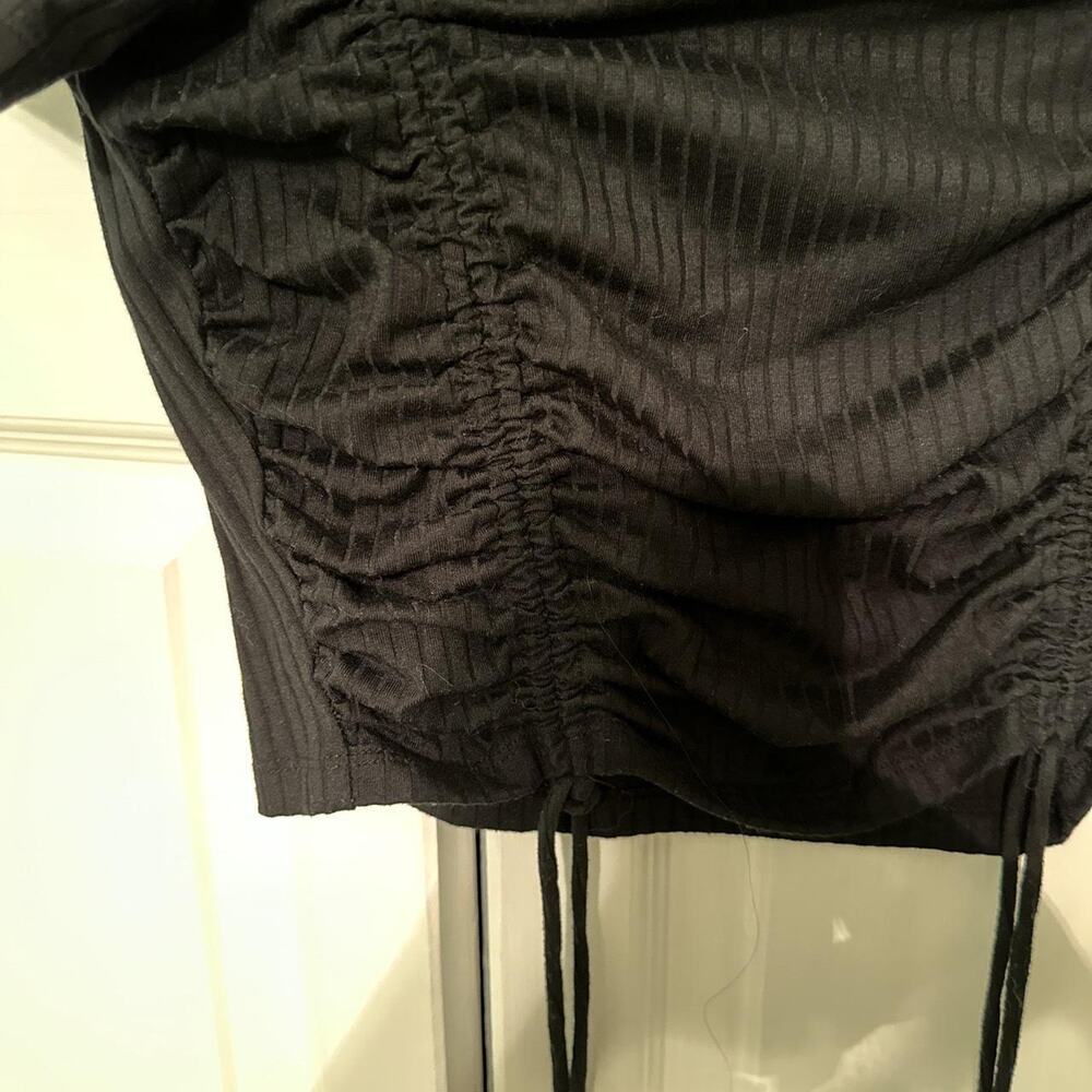 Forever 21 Ribbed Crop Top - Picture 3 of 4